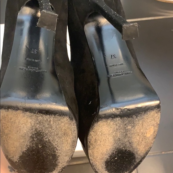 AUTHENTIC CHIC BLACK YSL HEELS! size 7! - Picture 3 of 7